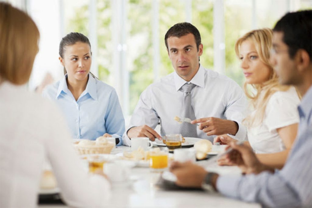 5 reglas para almorzar en el trabajo